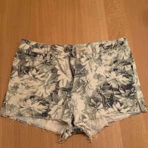 Flower print shorts